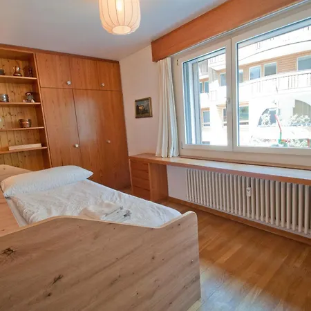 La Emeline - Emilie * צרמט