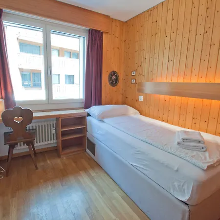 La Emeline - Emilie Zermatt