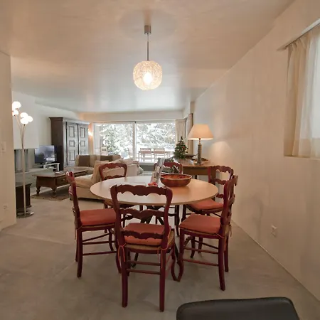 Апартаменти La Emeline - Emilie *